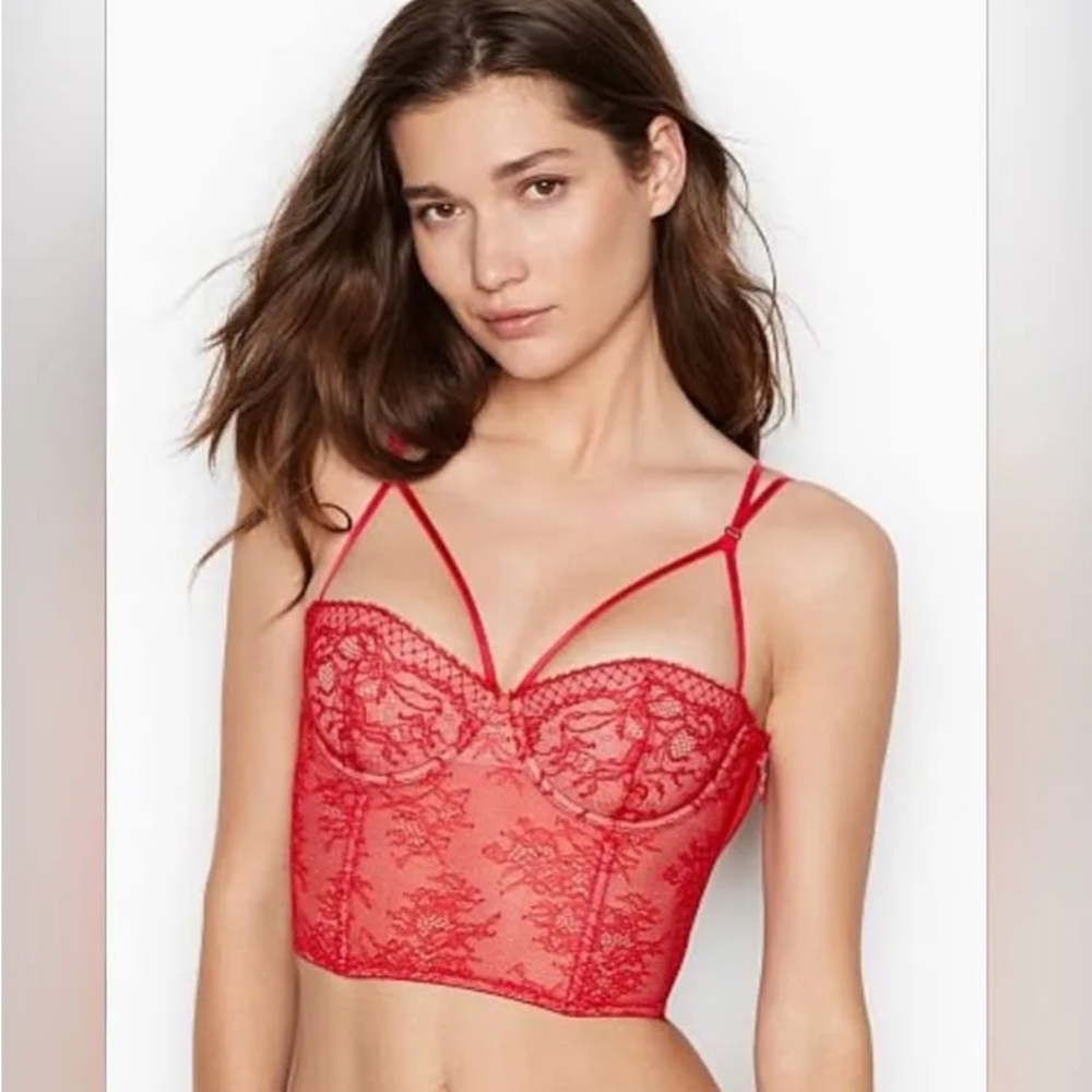 Victoria Secret - Lightly Lined Bustier Bra Top in Lipstick